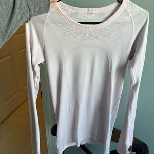 Swiftly Tech Long Sleeve Shirt, Size 6